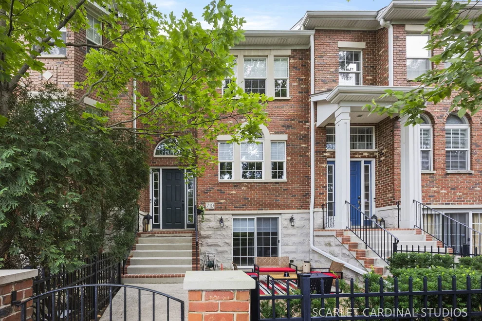 Unit for sale at 710 Prescott Court, Naperville, IL 60563