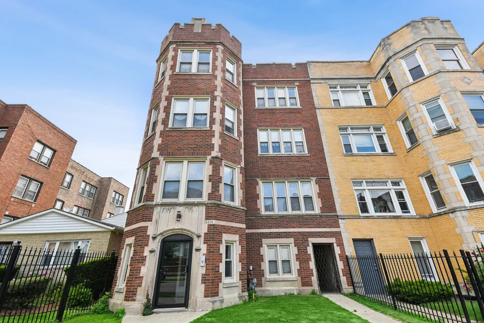 Unit for sale at 6835 S Clyde Avenue, Chicago, IL 60649