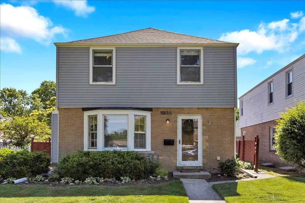 Unit for sale at 8655 Fernald Avenue, Morton Grove, IL 60053