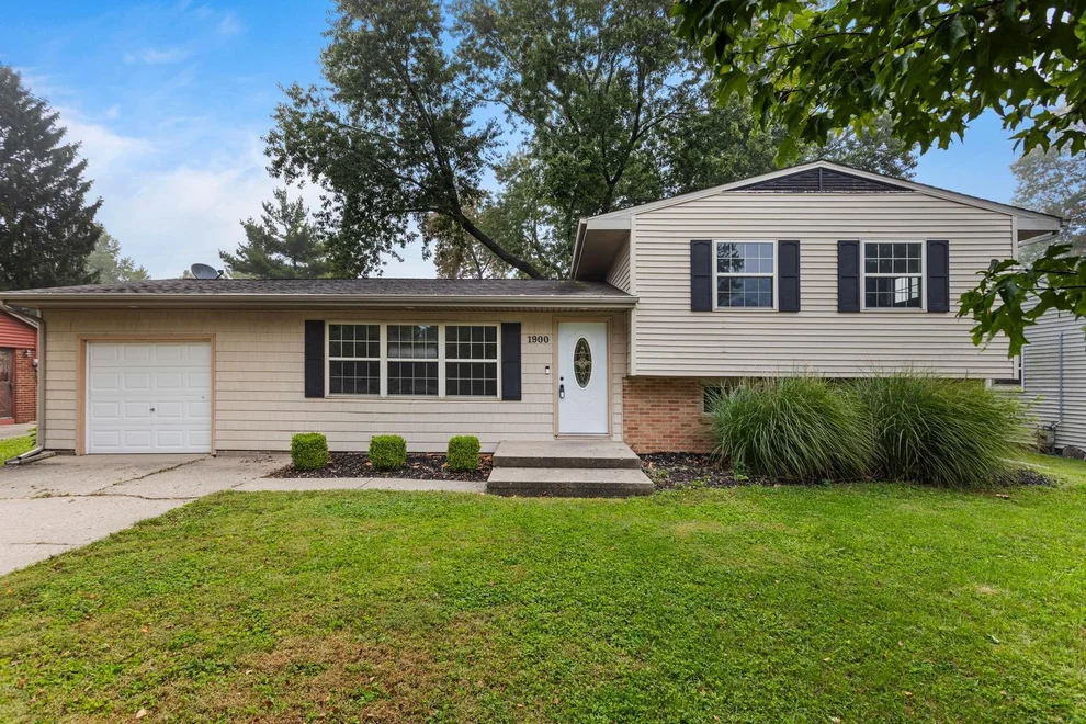 Unit for sale at 1900 Alder Lane, Champaign, IL 61821