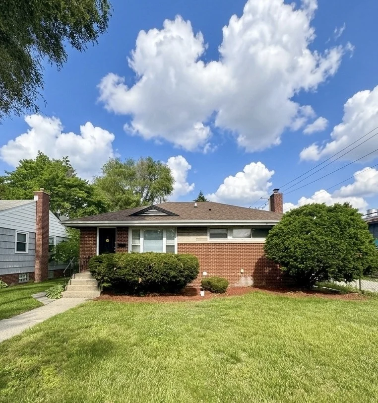 Unit for sale at 461 Clyde Avenue, Calumet City, IL 60409
