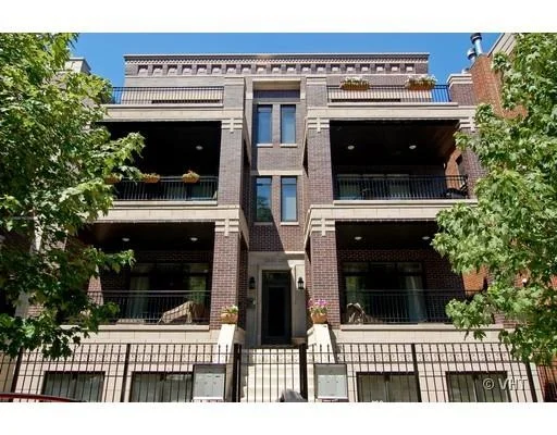 Unit for sale at 3228 N Clifton Avenue, Chicago, IL 60657