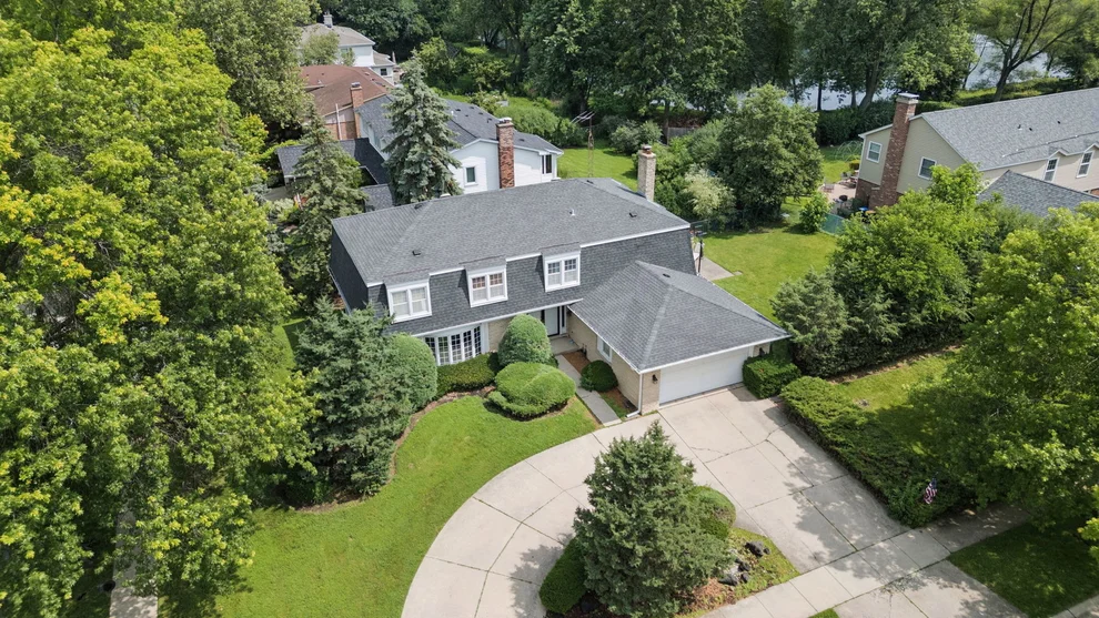 Unit for sale at 3856 Rutgers Lane, Northbrook, IL 60062