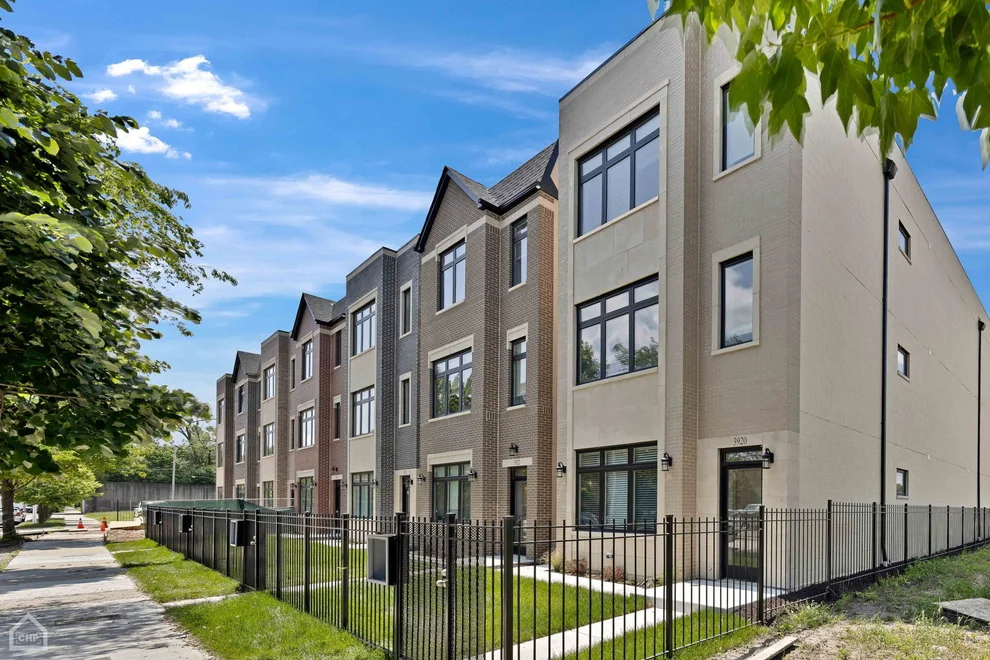 Unit for sale at 3920-34 S Calumet Avenue, Chicago, IL 60653