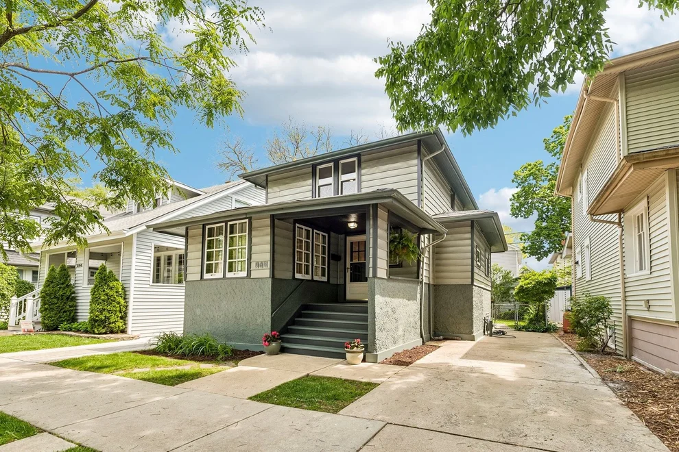 Unit for sale at 848 Carpenter Avenue, Oak Park, IL 60304