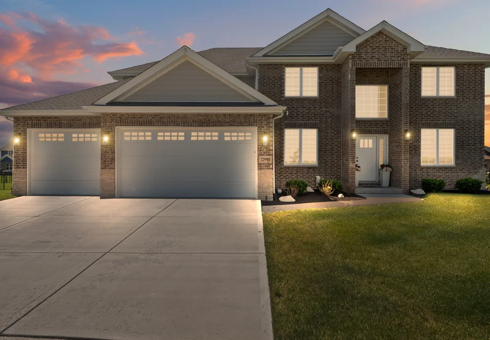 Unit for sale at 22991 Lancaster Court, Frankfort, IL 60423