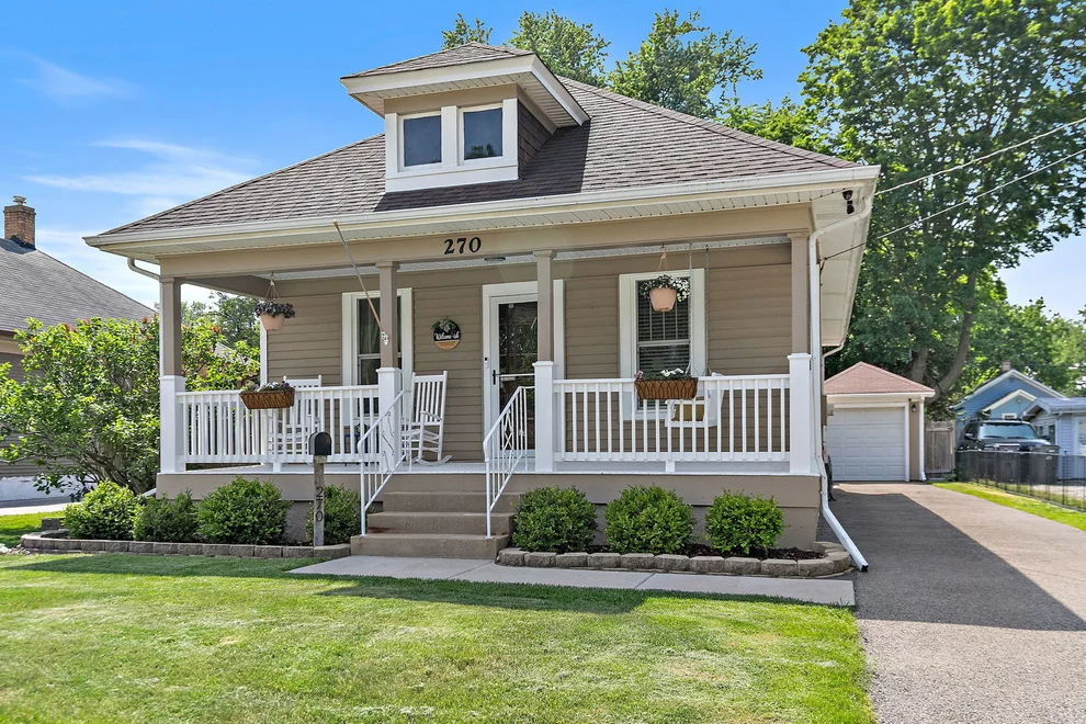 Unit for sale at 270 S Melrose Avenue, Elgin, IL 60123