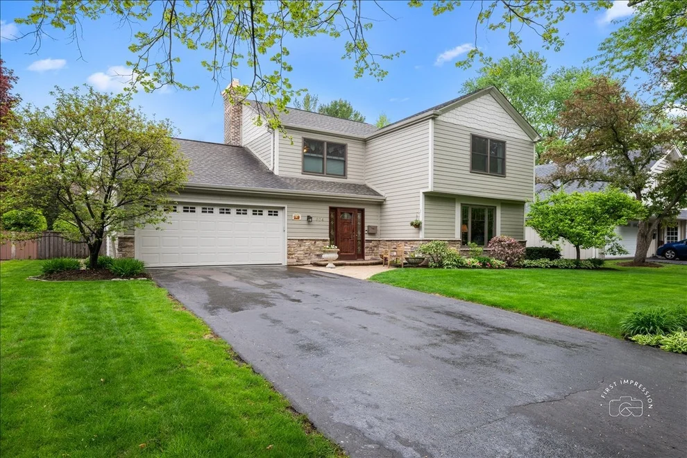 Unit for sale at 924 Royal Blackheath Court, Naperville, IL 60563