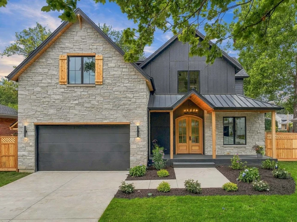 Unit for sale at 810 Clover Court, Glenview, IL 60025