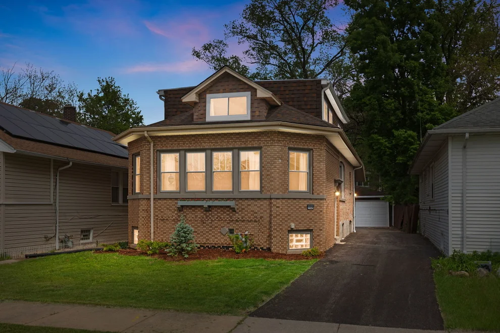 Unit for sale at 1929 S 3rd Avenue, Maywood, IL 60153