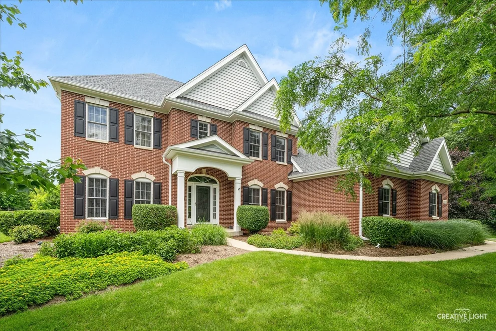 Unit for sale at 40W850 Stonecrest Drive, Elgin, IL 60124