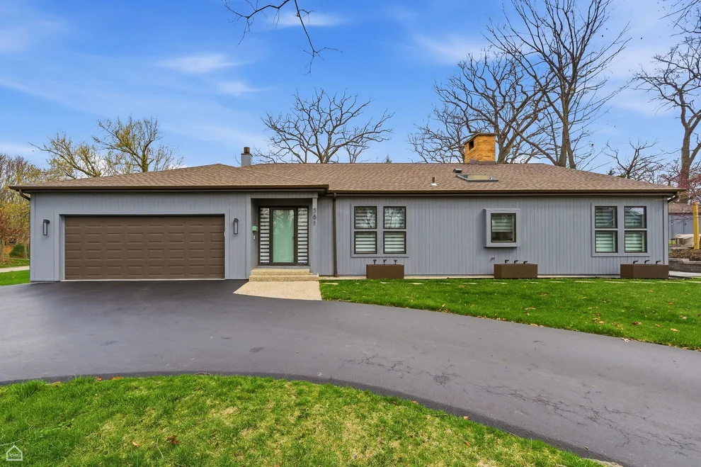 Unit for sale at 581 Hill Street, Highland Park, IL 60035