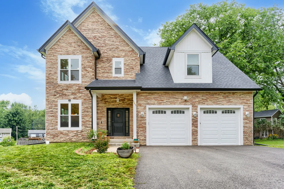 Unit for sale at 543 Madison Court, East Dundee, IL 60118