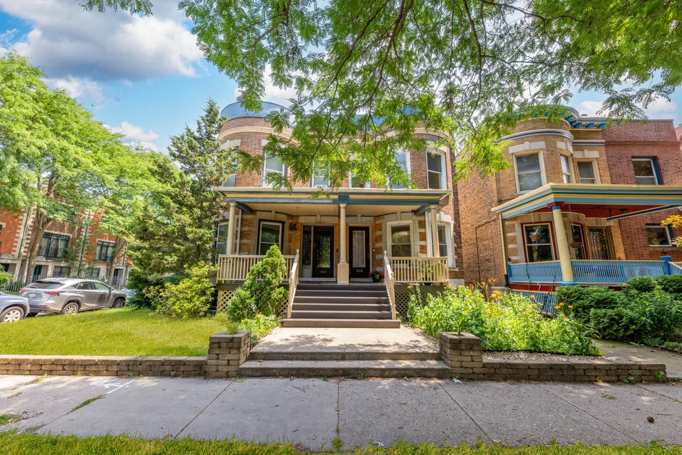 Unit for sale at 5403 S Greenwood Avenue, Chicago, IL 60615