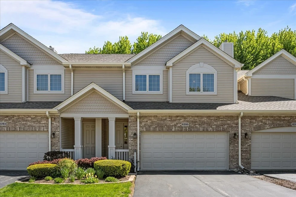 Unit for sale at 6395 Cunningham Court, Gurnee, IL 60031