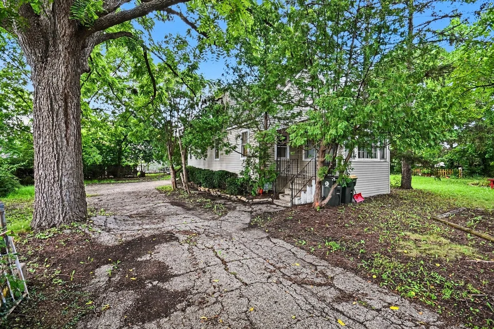 Unit for sale at 1428 N Cedar Lake Road, Round Lake Beach, IL 60073