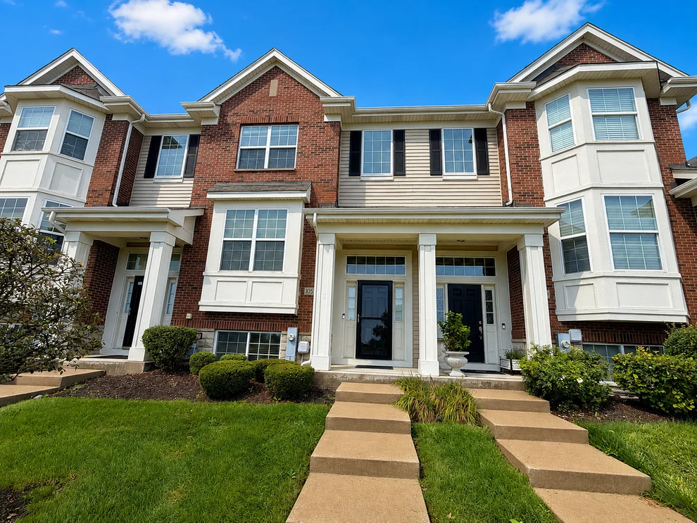Unit for sale at 10535 W 154th Place, Orland Park, IL 60462