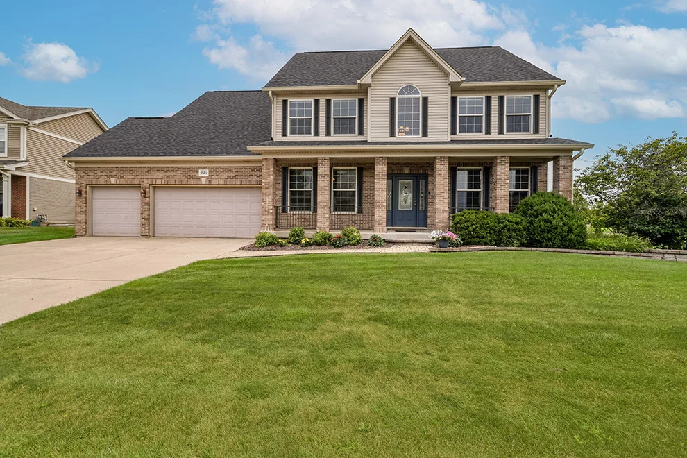 Unit for sale at 25212 Balmoral Drive, Shorewood, IL 60404