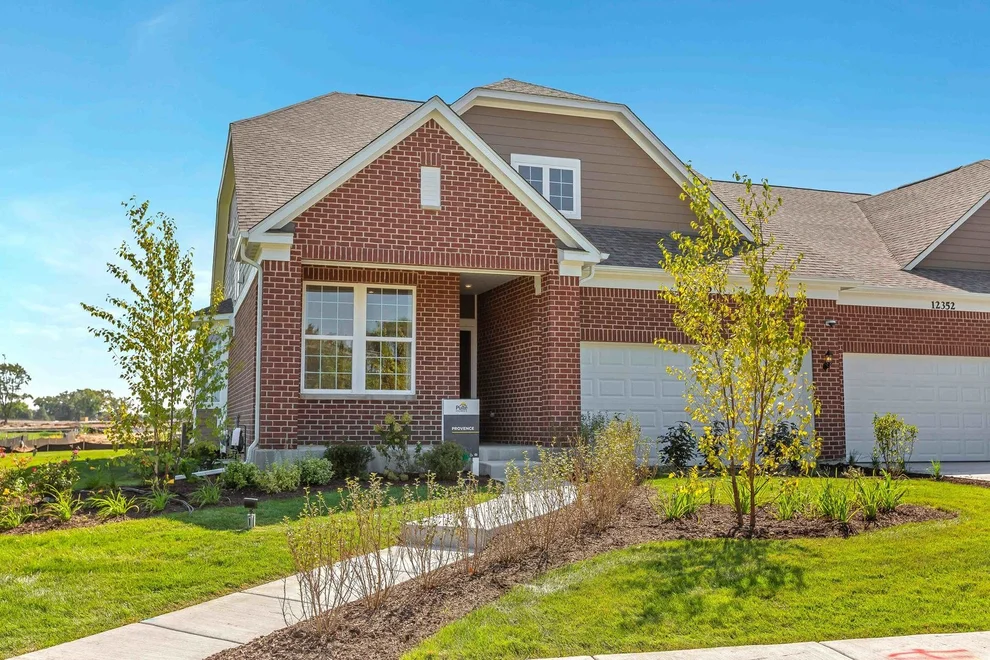 Unit for sale at 12552 Derry Drive, Lemont, IL 60439