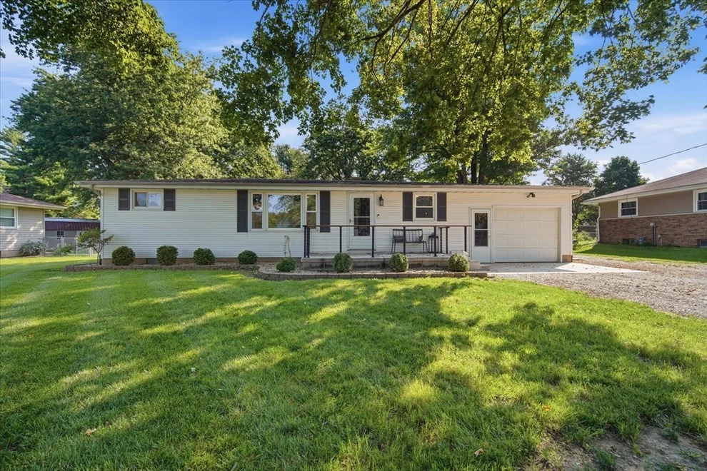 Unit for sale at 1524 Hickory Point Road, Metamora, IL 61548