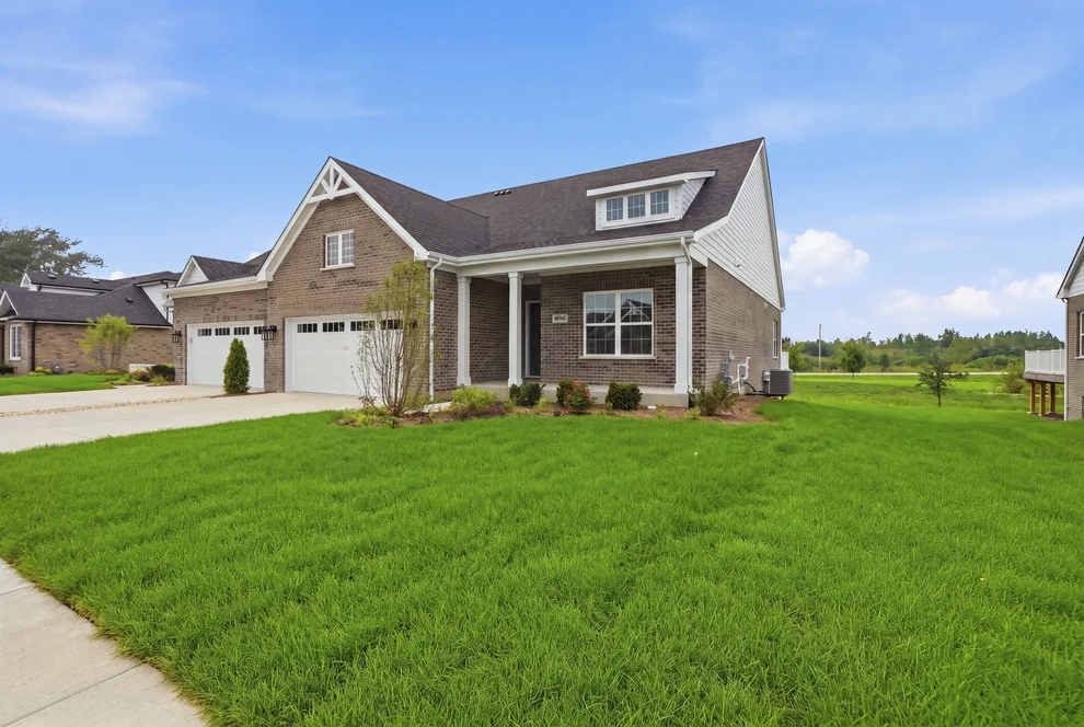 Unit for sale at 16561 Kayla Drive, Lemont, IL 60439