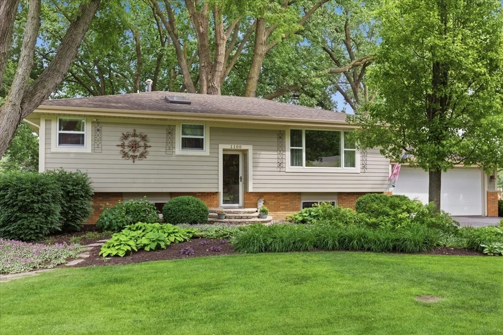Unit for sale at 1100 Barber Lane, Joliet, IL 60435