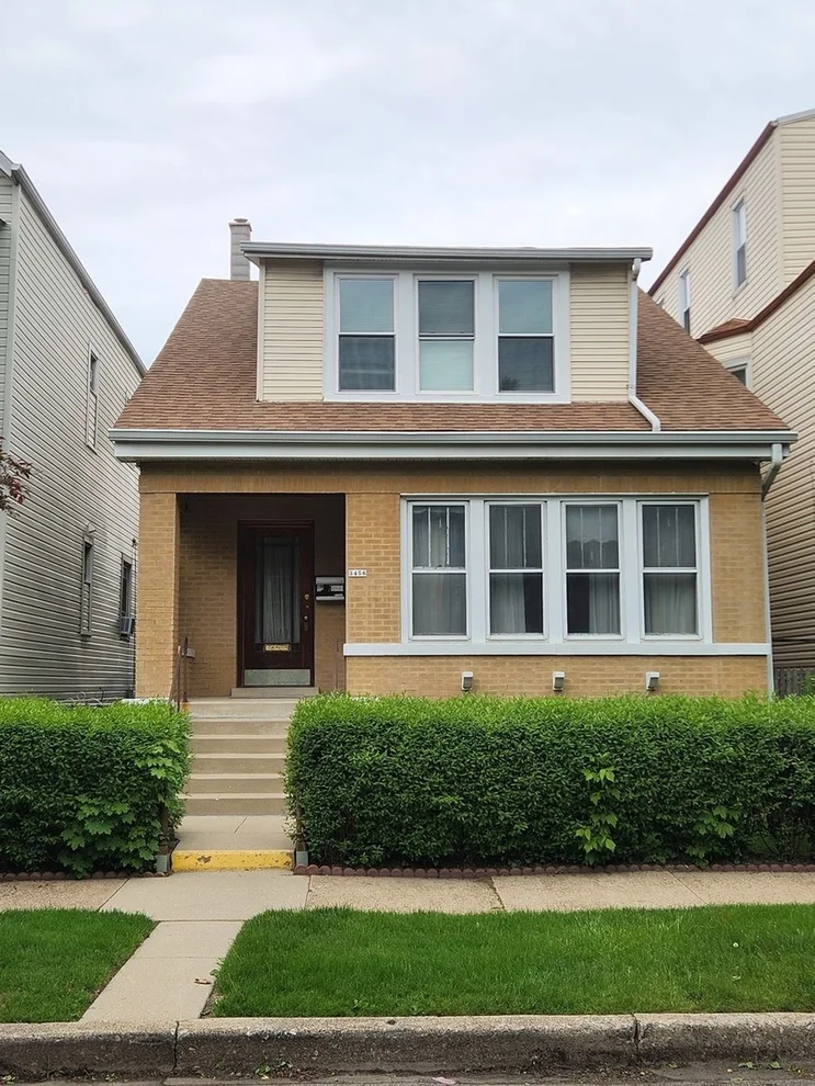 Unit for sale at 3456 N Whipple Street, Chicago, IL 60618