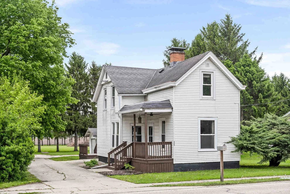 Unit for sale at 209 S Division Street, Stanford, IL 61774