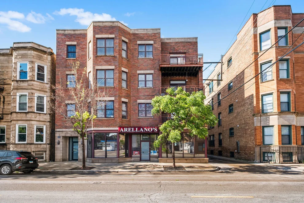 Unit for sale at 1056 W Lawrence Avenue, Chicago, IL 60640