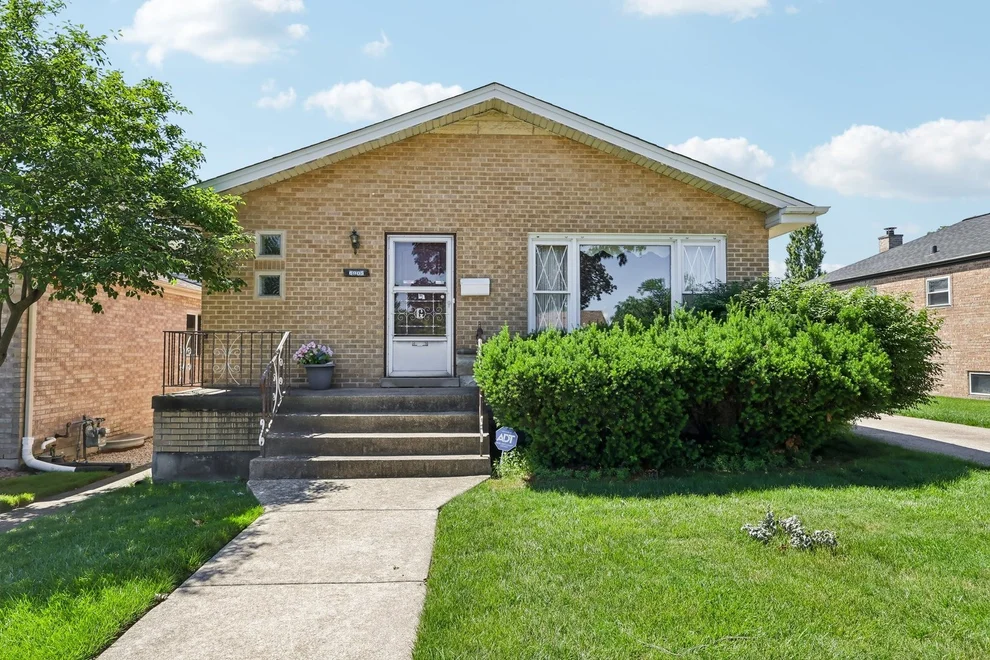 Unit for sale at 6905 43rd Street, Stickney, IL 60402