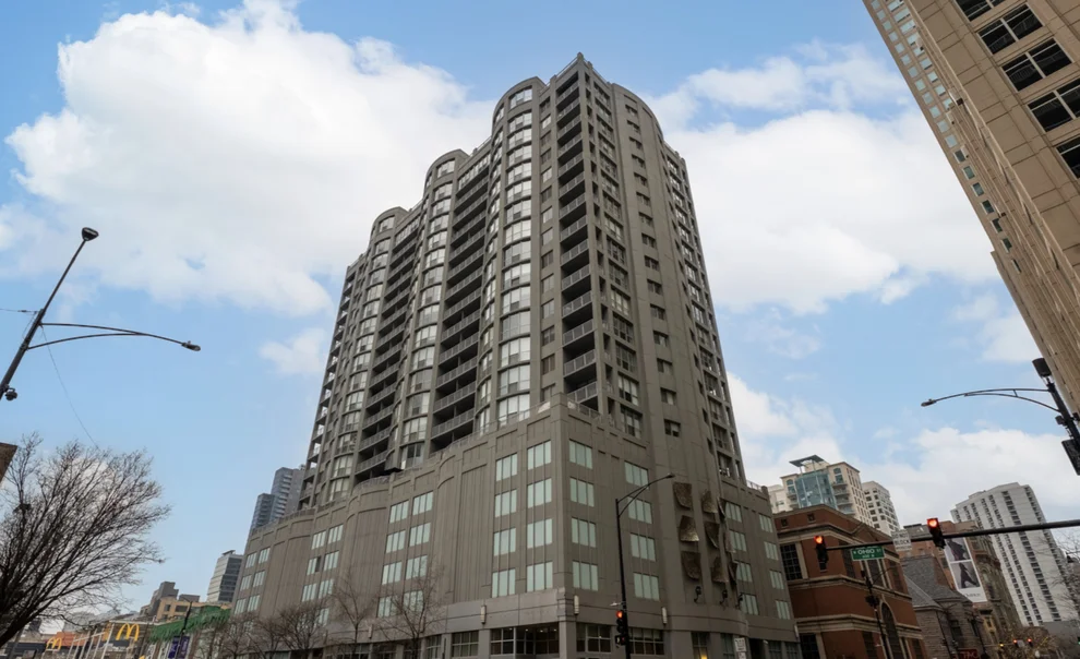 Unit for sale at 600 N DEARBORN Street, Chicago, IL 60654