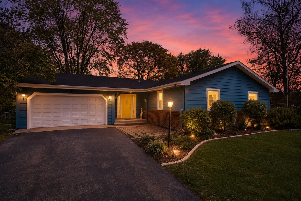 Unit for sale at 218 E Nerge Road, Roselle, IL 60172