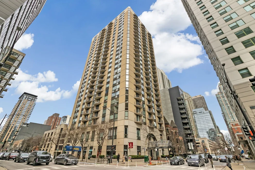 Unit for sale at 70 W Huron Street, Chicago, IL 60654
