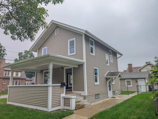 Unit for sale at 1604 Grant Avenue, Rockford, IL 61103