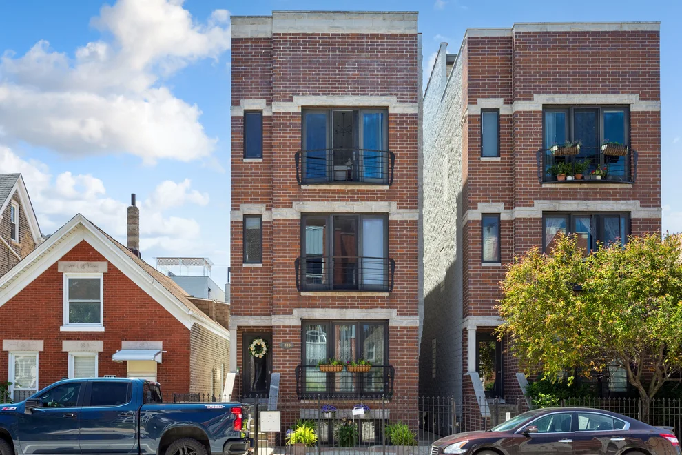 Unit for sale at 2449 W AUGUSTA Boulevard, Chicago, IL 60622