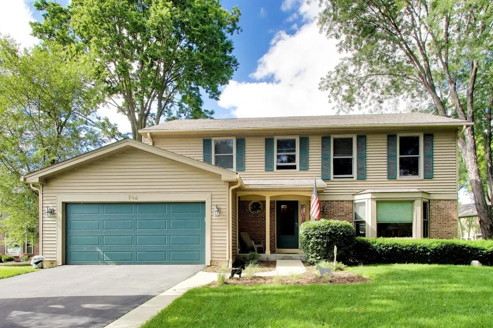 Unit for sale at 745 Newberry Drive, Batavia, IL 60510