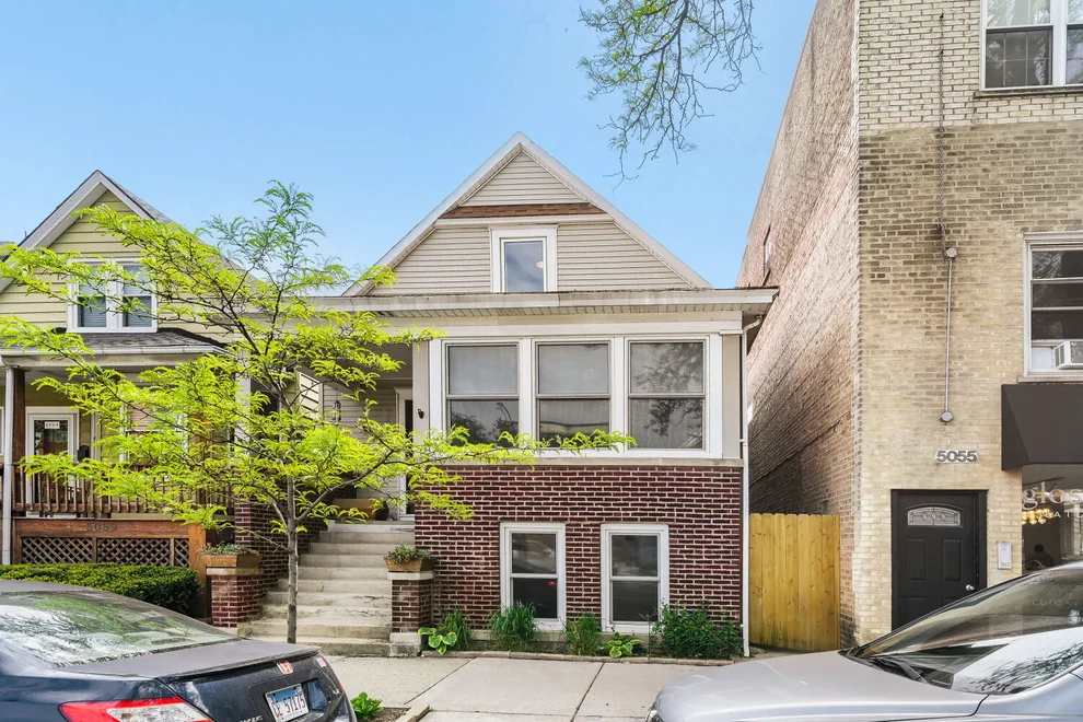 Unit for sale at 5057 N Western Avenue, Chicago, IL 60625