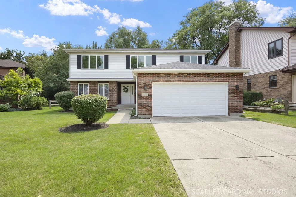 Unit for sale at 519 Calduto Circle, Villa Park, IL 60181