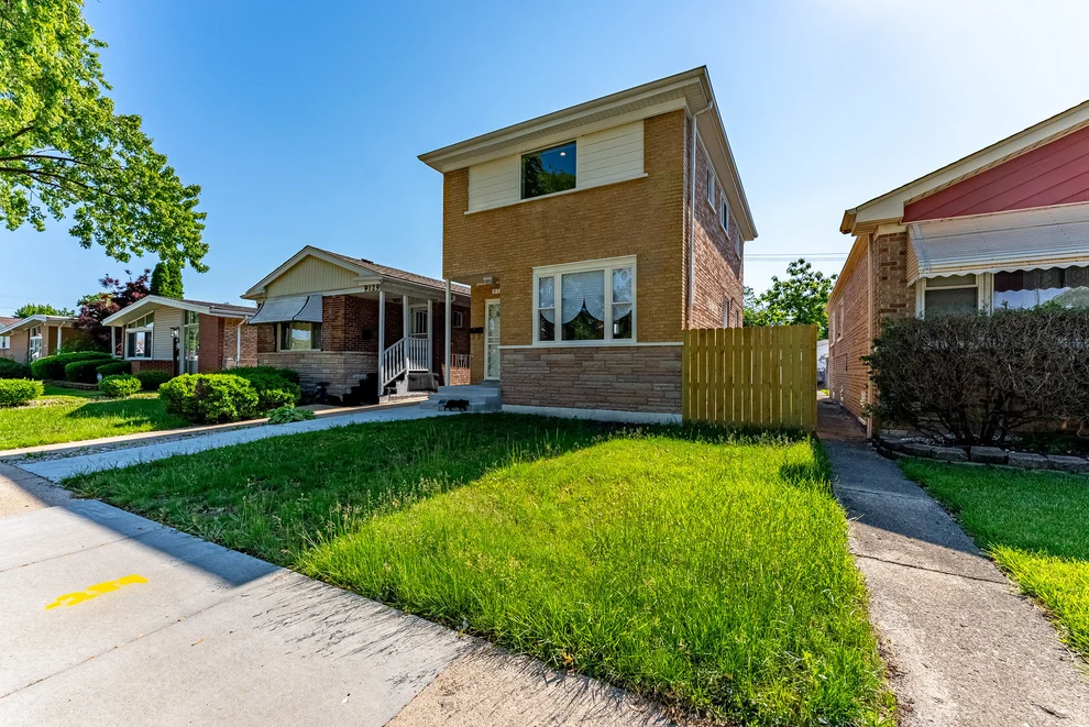 Unit for sale at 9131 S Parnell Avenue, Chicago, IL 60620