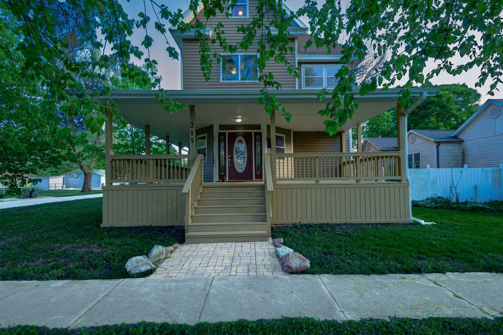 Unit for sale at 215 E Sale Street, Tuscola, IL 61953