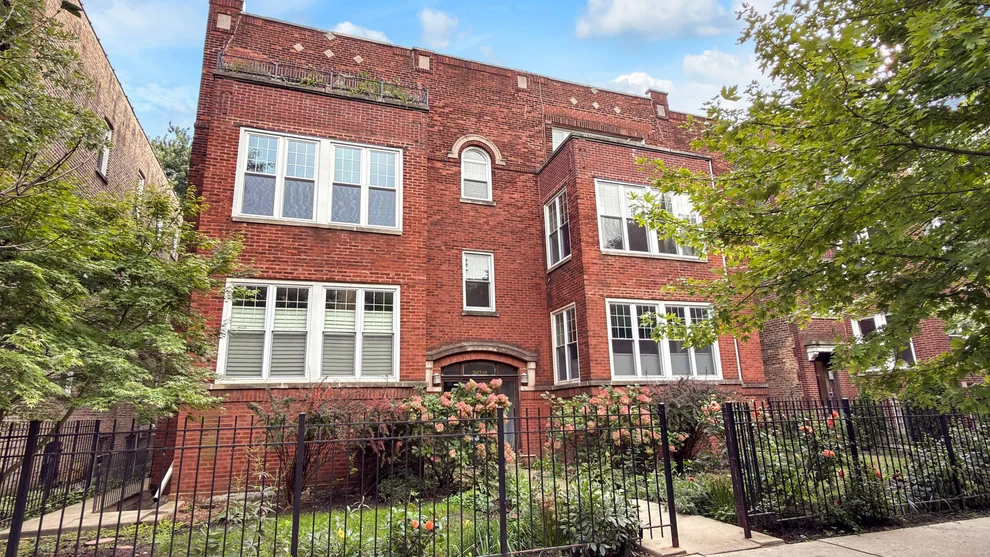Unit for sale at 2617 W Leland Avenue, Chicago, IL 60625