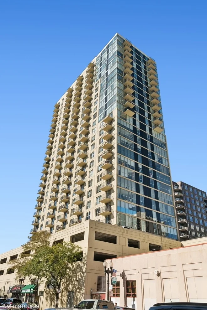 Unit for sale at 1212 N LASALLE Street, Chicago, IL 60610