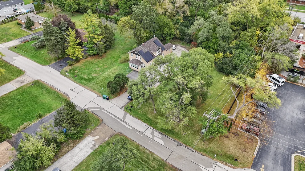 Unit for sale at 1171 S School Street, Lombard, IL 60148