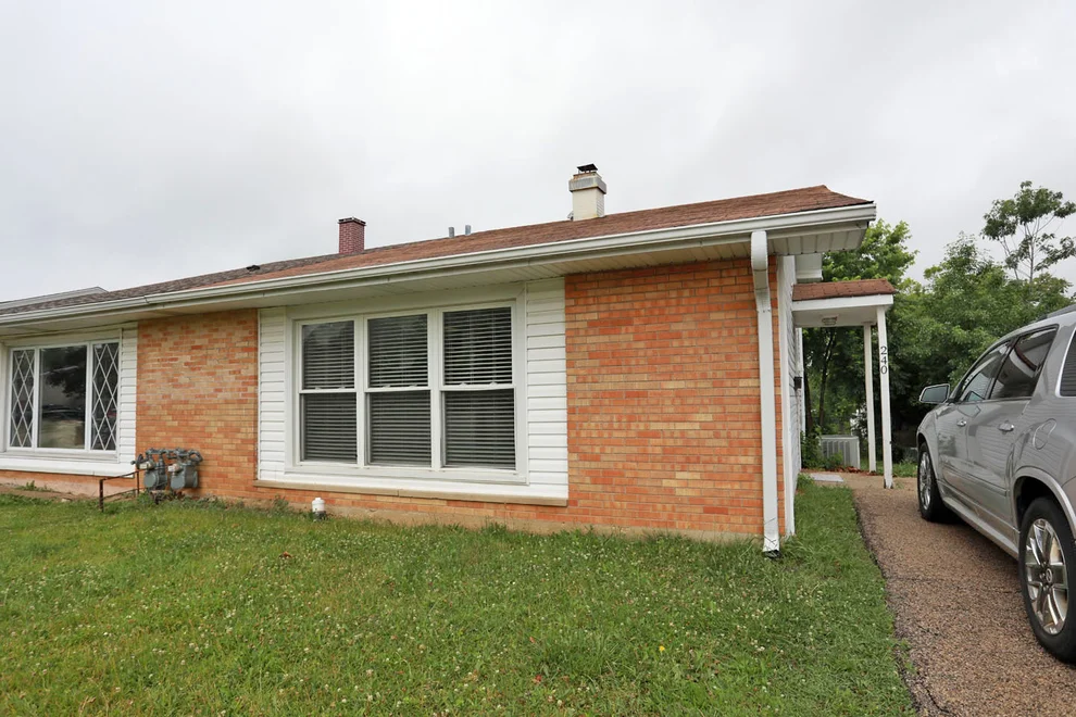 Unit for sale at 240 Grissom Lane, Hoffman Estates, IL 60169
