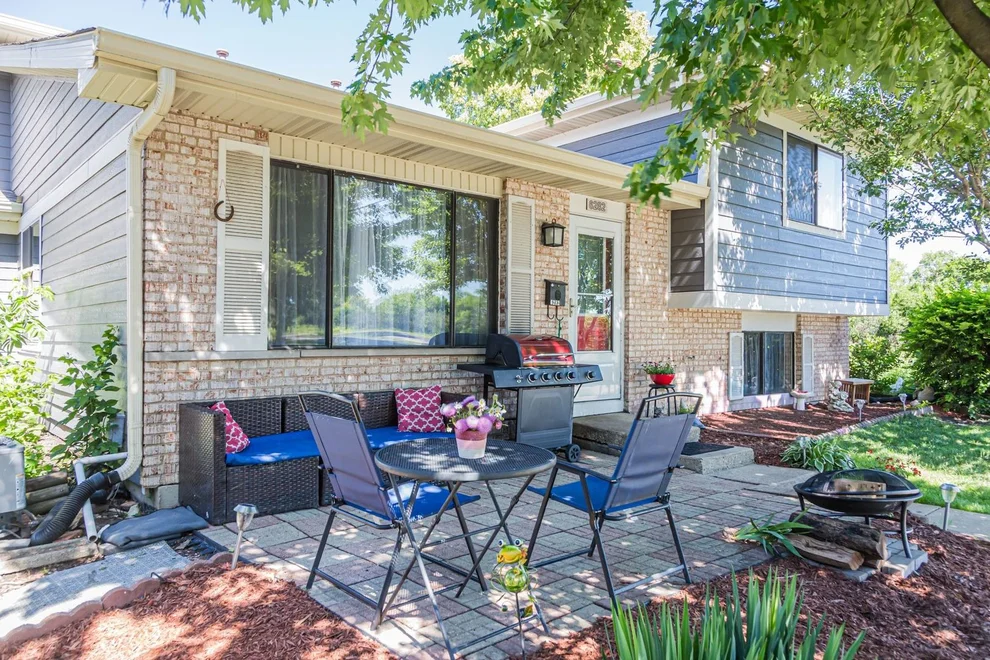 Unit for sale at 6282 Kit Carson Drive, Hanover Park, IL 60133