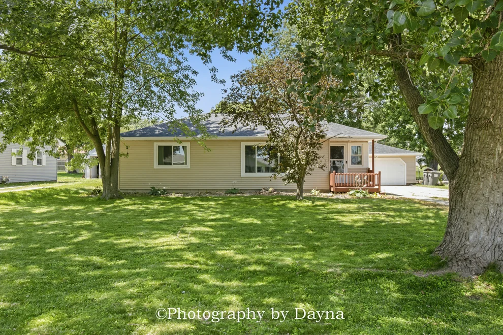 Unit for sale at 56 S 4080W Road, Kankakee, IL 60901