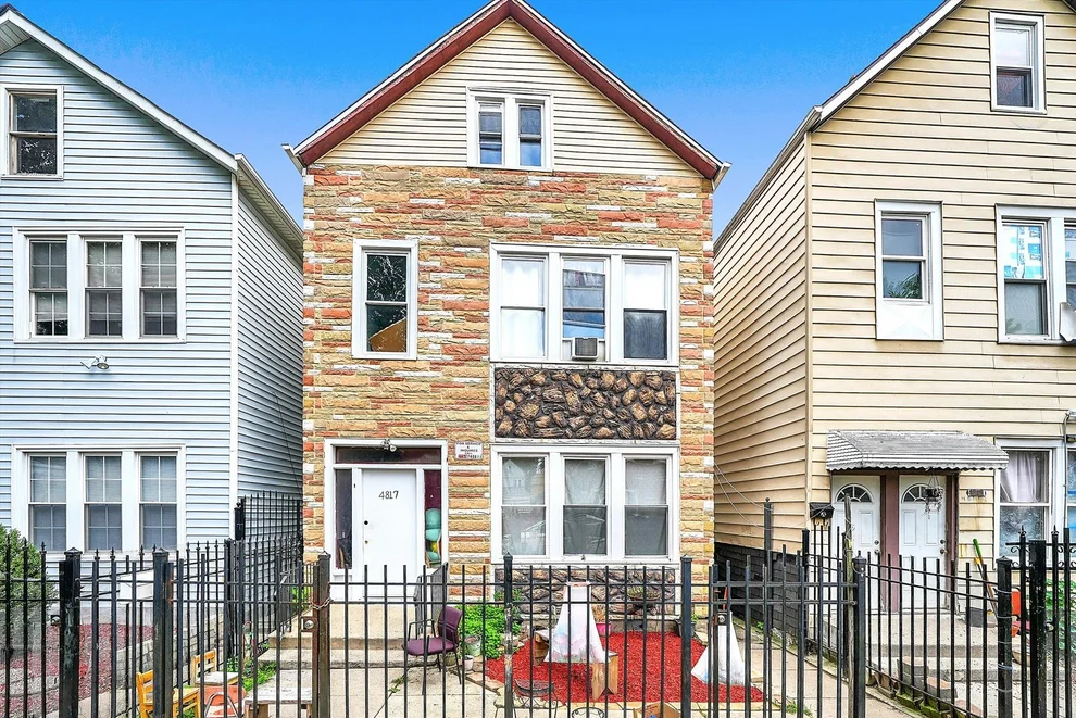 Unit for sale at 4817 S Laflin Street, Chicago, IL 60609