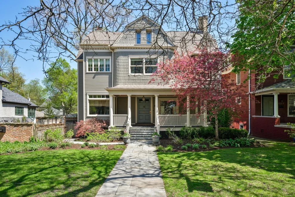 Unit for sale at 1211 Hinman Avenue, Evanston, IL 60202