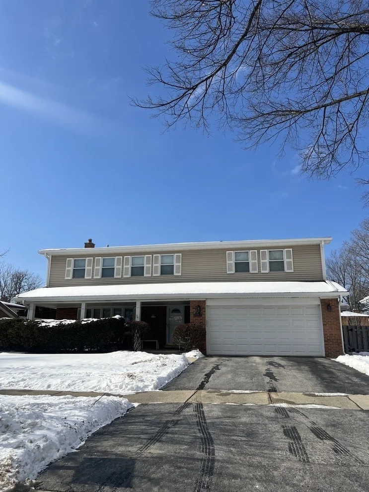 Unit for sale at 606 S Roosevelt Avenue, Arlington Heights, IL 60005