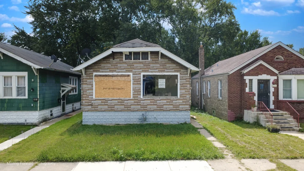Unit for sale at 659 W 116th Place, Chicago, IL 60628